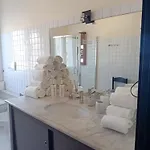 Elizabeth House Apartament *